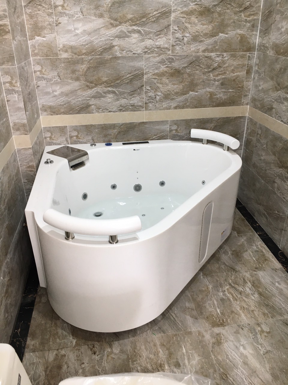 hình ảnh Bồn tắm massage Govern JS 8025