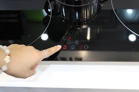 bảng điều khiển của bếp