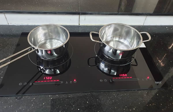 Hình ảnh bếp từ Lorca LCI 816