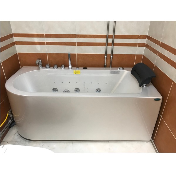 bon-tam-daros-dr-17751 Hình ảnh Bồn tắm massage Daros DR-1775