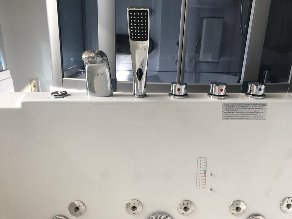 bon-tam-nhua-govern-k3008-1