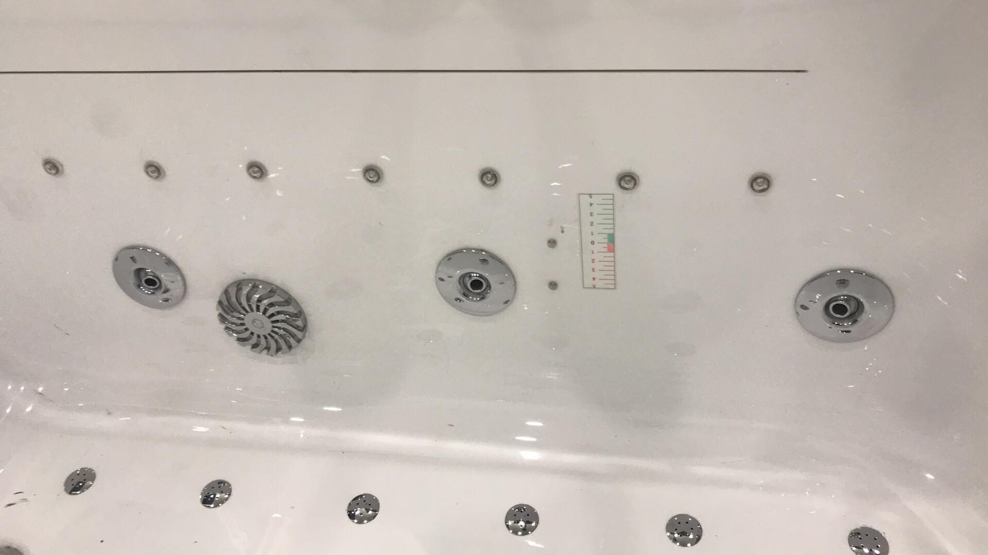 he-thong-den-bon-tam-govern-js-6010