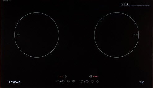 hinh-anh-bep-tu-taka-i2b2