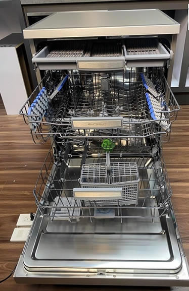 khoang-eurosun-sms80eu16e Khoang máy rửa bát Eurosun SMS80EU16E