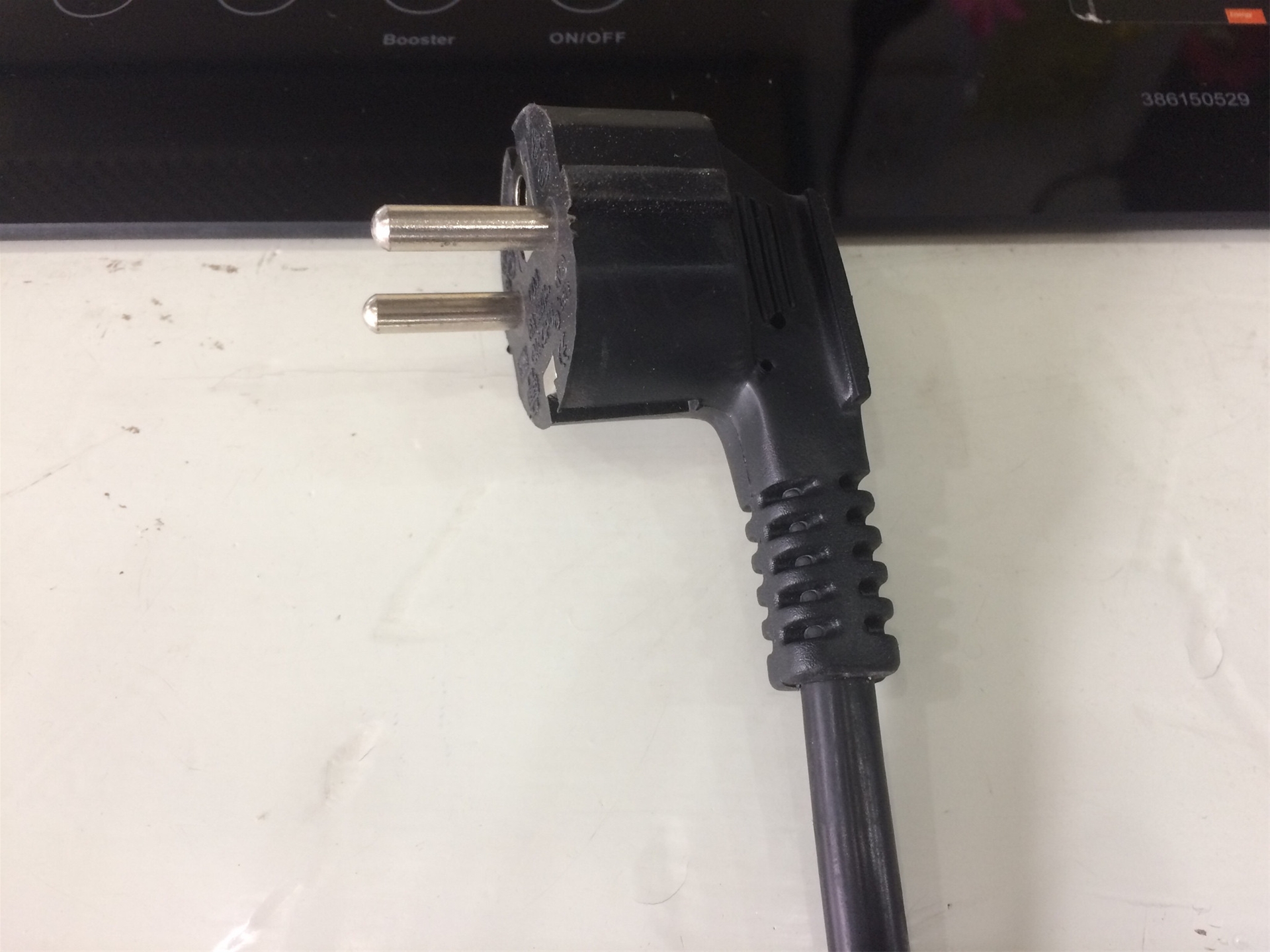 o-cam-dien4 phích cắm